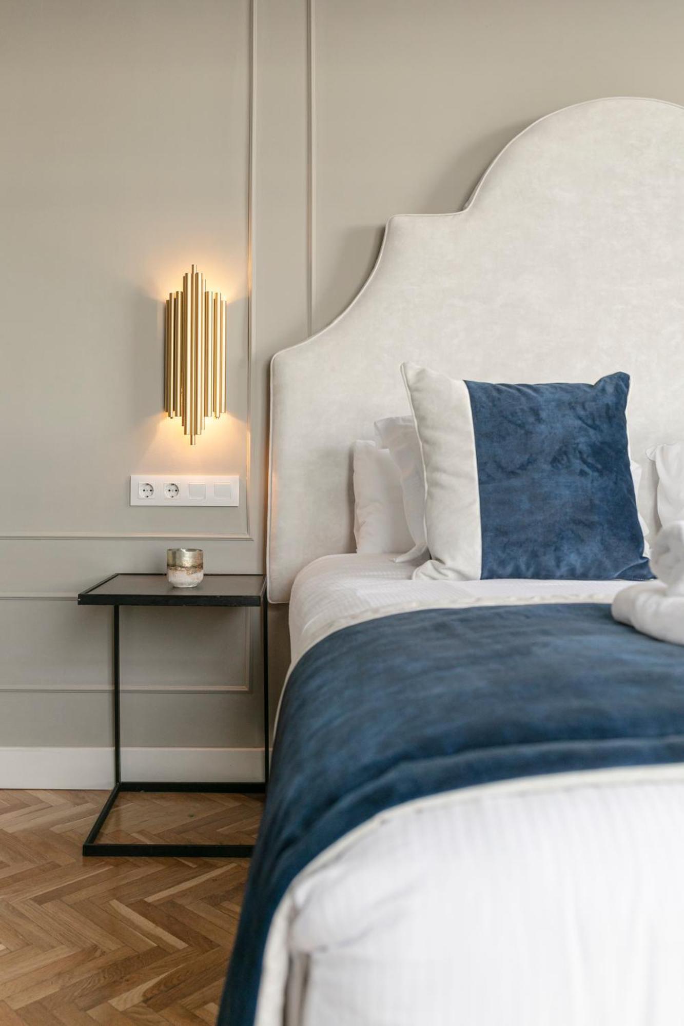 Isg Apartments The Most Exclusive Apartment In Sevillaparking Eksteriør billede