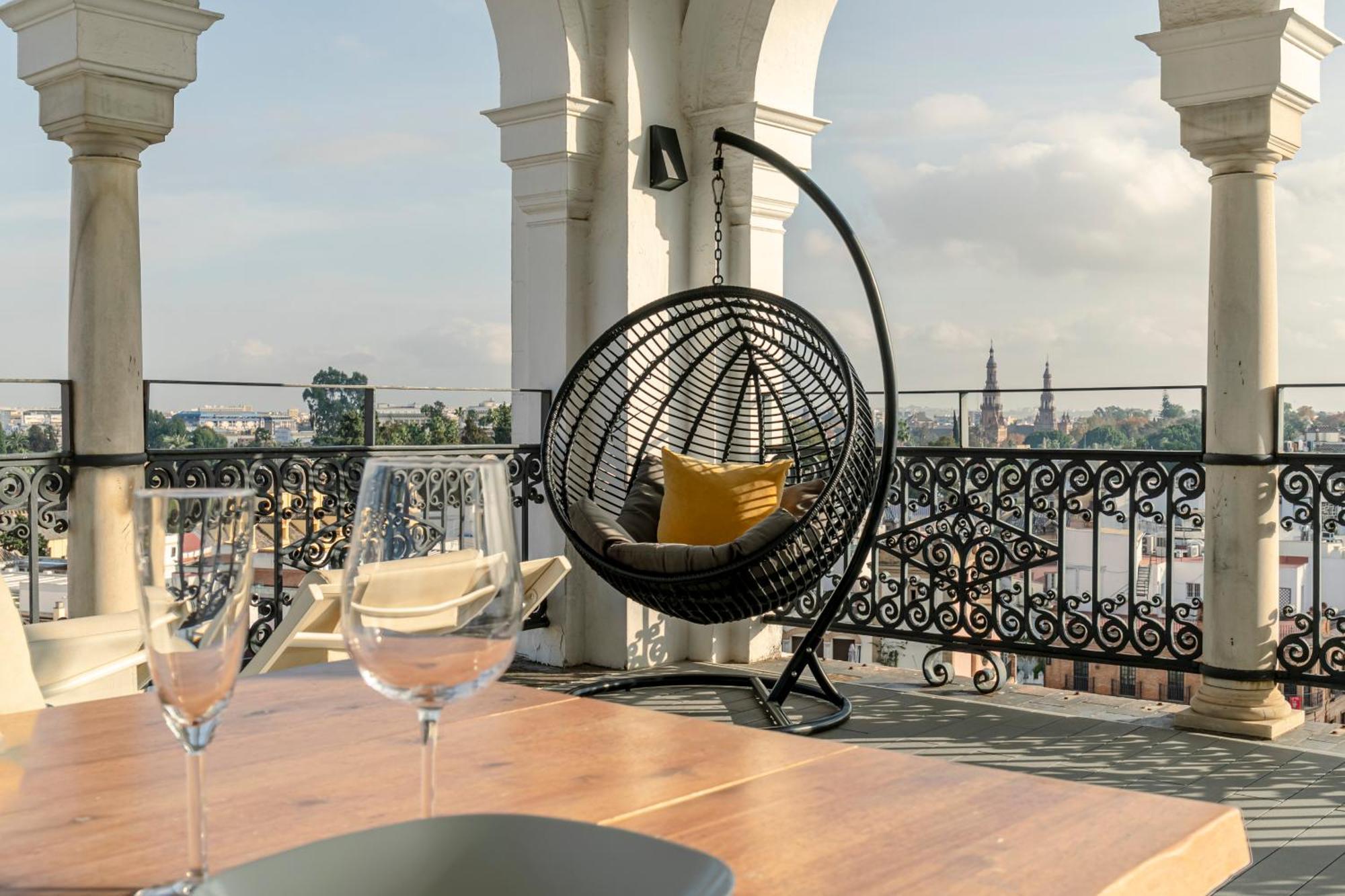 Isg Apartments The Most Exclusive Apartment In Sevillaparking Eksteriør billede