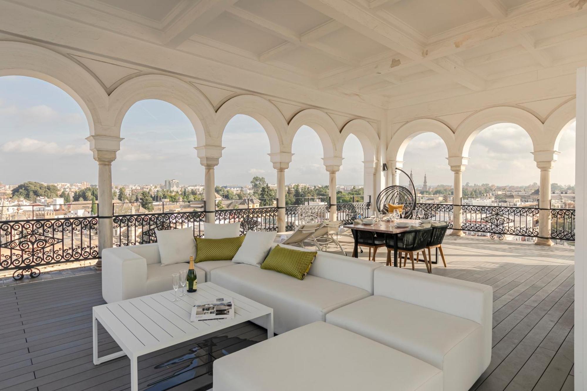 Isg Apartments The Most Exclusive Apartment In Sevillaparking Eksteriør billede